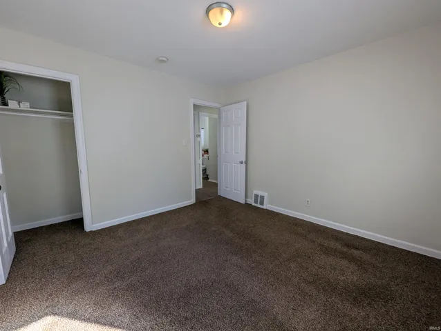 $99,900 | 801 McKinnie Avenue, Fort Wayne, IN 46806