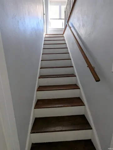 $99,900 | 801 McKinnie Avenue, Fort Wayne, IN 46806