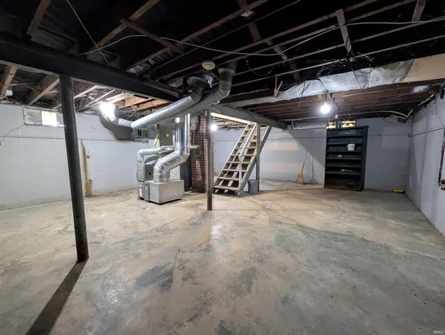 $99,900 | 801 McKinnie Avenue, Fort Wayne, IN 46806