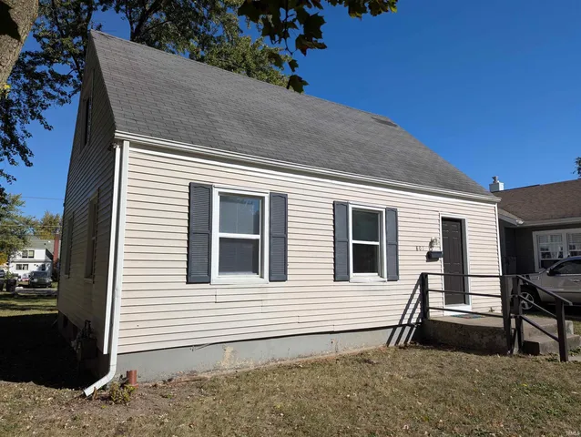 $99,900 | 801 McKinnie Avenue, Fort Wayne, IN 46806