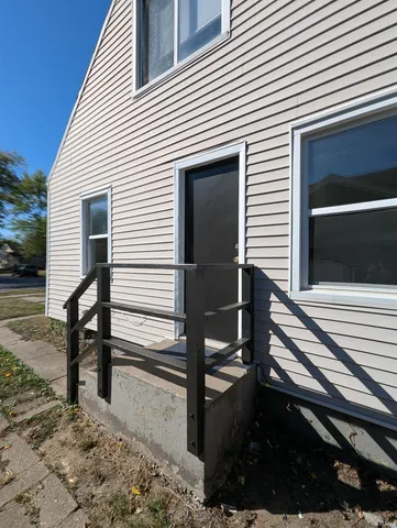 $99,900 | 801 McKinnie Avenue, Fort Wayne, IN 46806