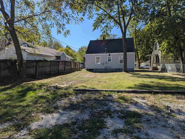 $99,900 | 801 McKinnie Avenue, Fort Wayne, IN 46806