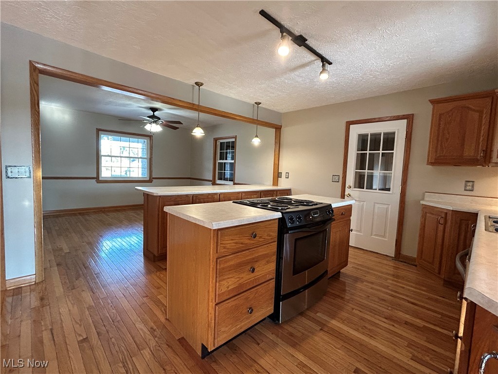 223 Stone Road Belpre, OH 45714 - Photo 12 of 30 Open kitchen and dining room