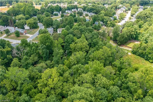 $90,000 | 3504 Shaker Drive, Greensboro, NC 27410