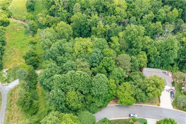 $90,000 | 3504 Shaker Drive, Greensboro, NC 27410