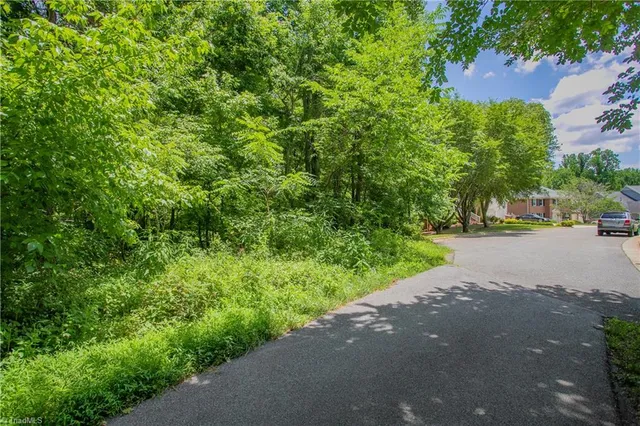 $90,000 | 3504 Shaker Drive, Greensboro, NC 27410