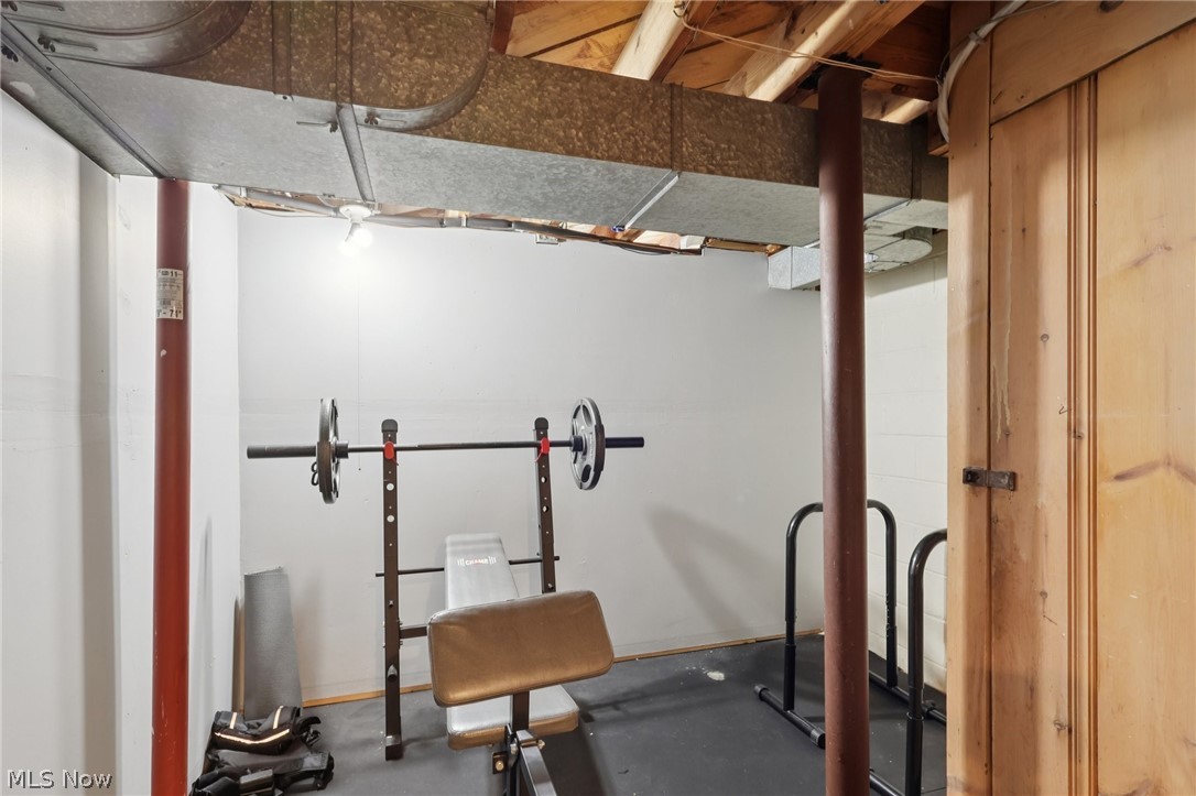4784 Burger Road Cleveland, OH 44121 - Photo 24 of 27 View of workout room or make it a office or kids playroom.