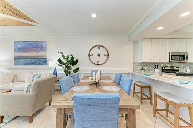 $345,000 | 7149 River Hammock Drive, Unit 102, Bradenton, FL 34212