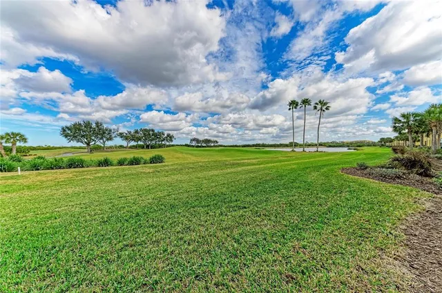 $345,000 | 7149 River Hammock Drive, Unit 102, Bradenton, FL 34212