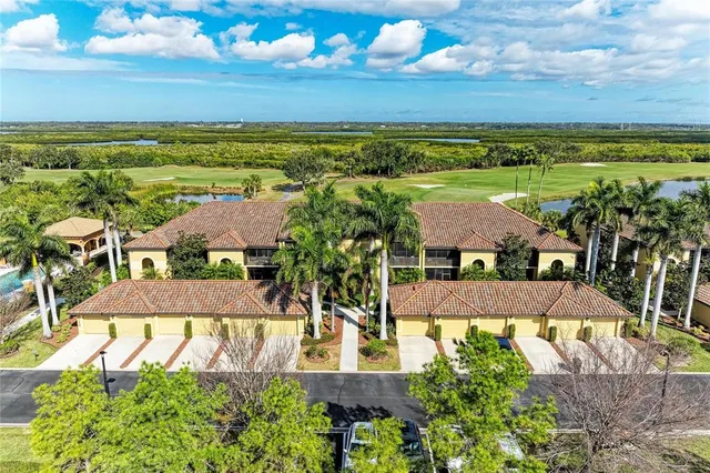 $345,000 | 7149 River Hammock Drive, Unit 102, Bradenton, FL 34212