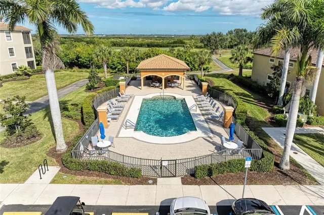 $345,000 | 7149 River Hammock Drive, Unit 102, Bradenton, FL 34212