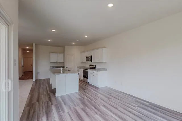 $2,150 | 1649 Whitworth Drive, Fort Worth, TX 76052