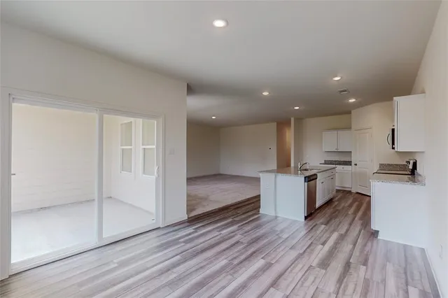 $2,150 | 1649 Whitworth Drive, Fort Worth, TX 76052