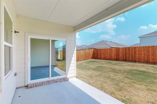 $2,150 | 1649 Whitworth Drive, Fort Worth, TX 76052