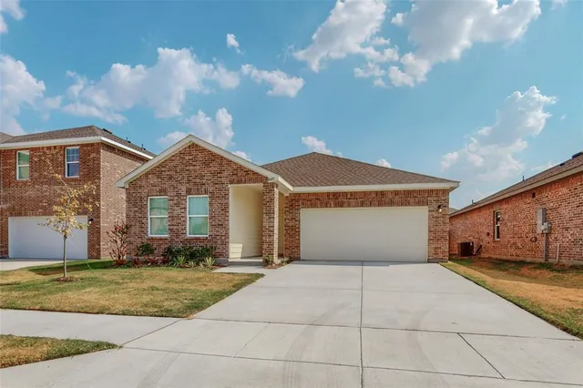 $2,150 | 1649 Whitworth Drive, Fort Worth, TX 76052
