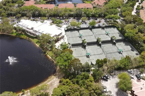 $2,685,000 | 716 Pitch Apple Lane, Naples, FL 34108
