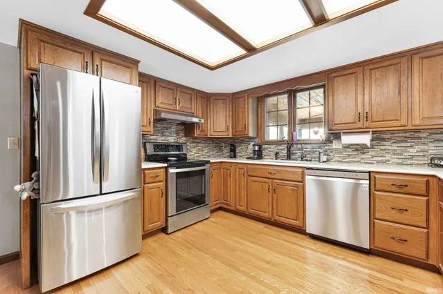 $648,500 | 1106 Woodcrest Lane, Kendallville, IN 46755