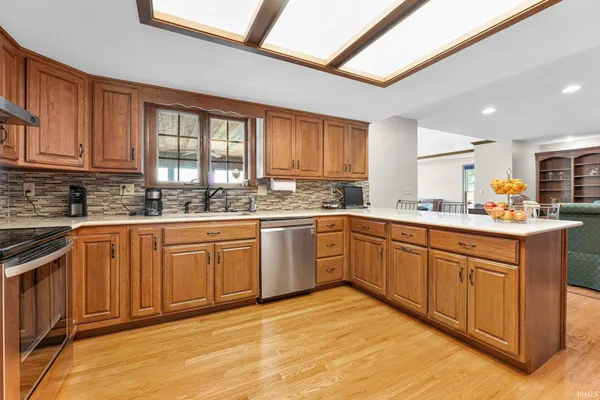 $624,900 | 1106 Woodcrest Lane, Kendallville, IN 46755