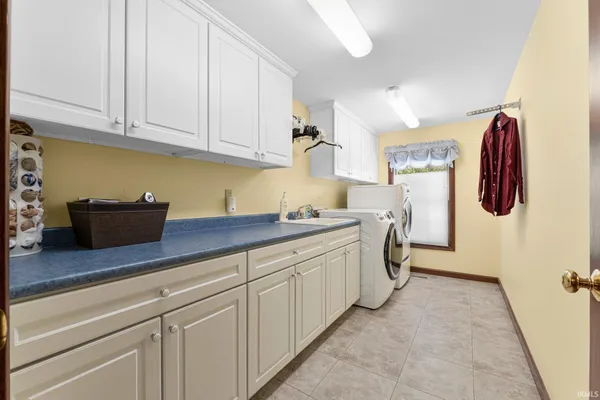 $624,900 | 1106 Woodcrest Lane, Kendallville, IN 46755