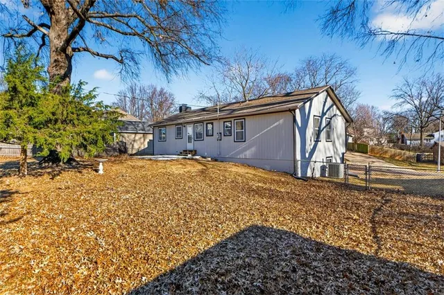 $434,000 | 9234 Woodson Drive, Overland Park, KS 66207