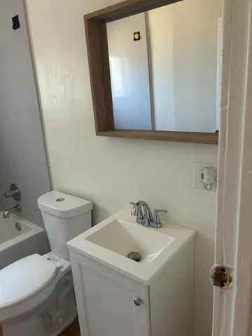 $299,950 | 727 South Sinclair Avenue, Stockton, CA 95215