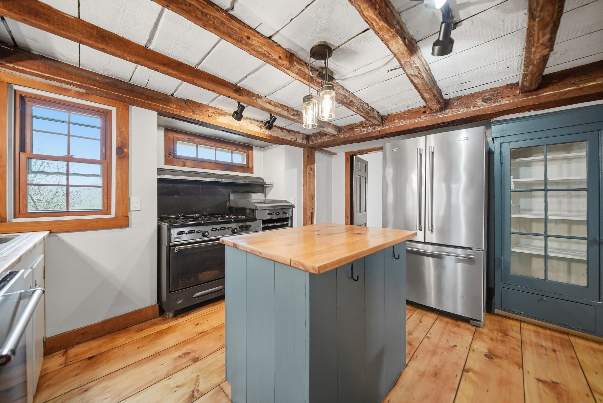 1 Cross Road Francestown, NH 03043 - Photo 10 of 60