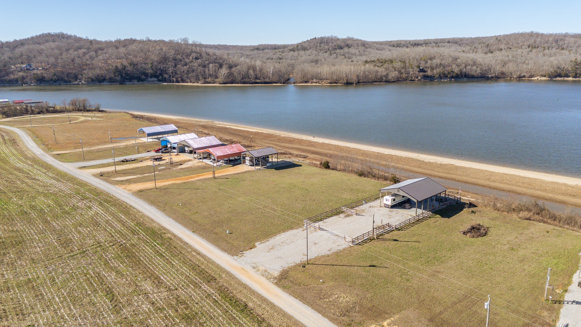 2571 Hardin Bottom River Road Clifton, TN 38425 - Photo 58 of 65