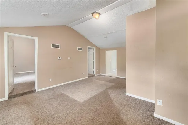 $129,900 | 405 Bellemere Road, Blue Springs, MO 64015