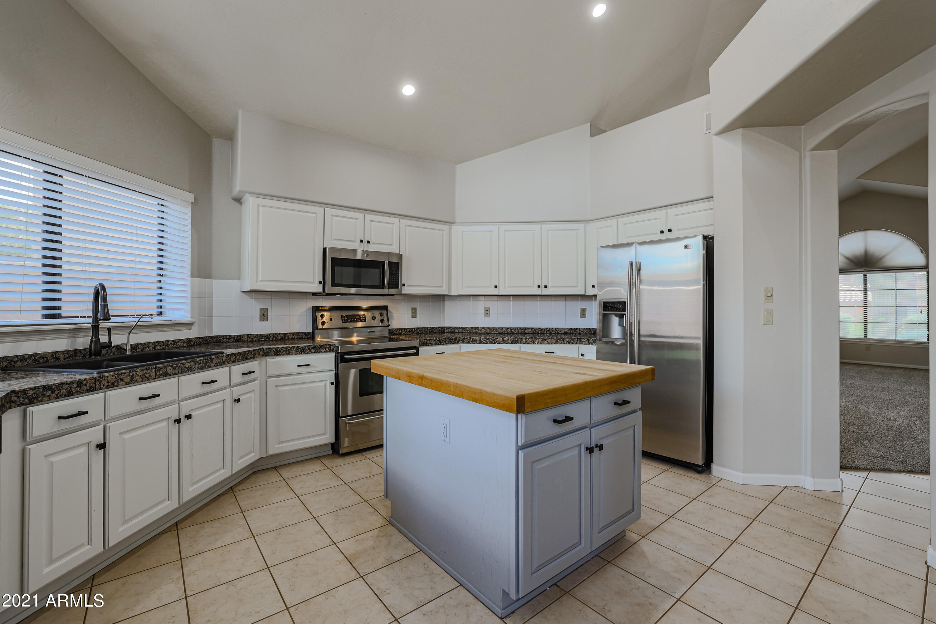 2038 East Tecoma Road Phoenix, AZ 85048 - Photo 9 of 56 B (6)