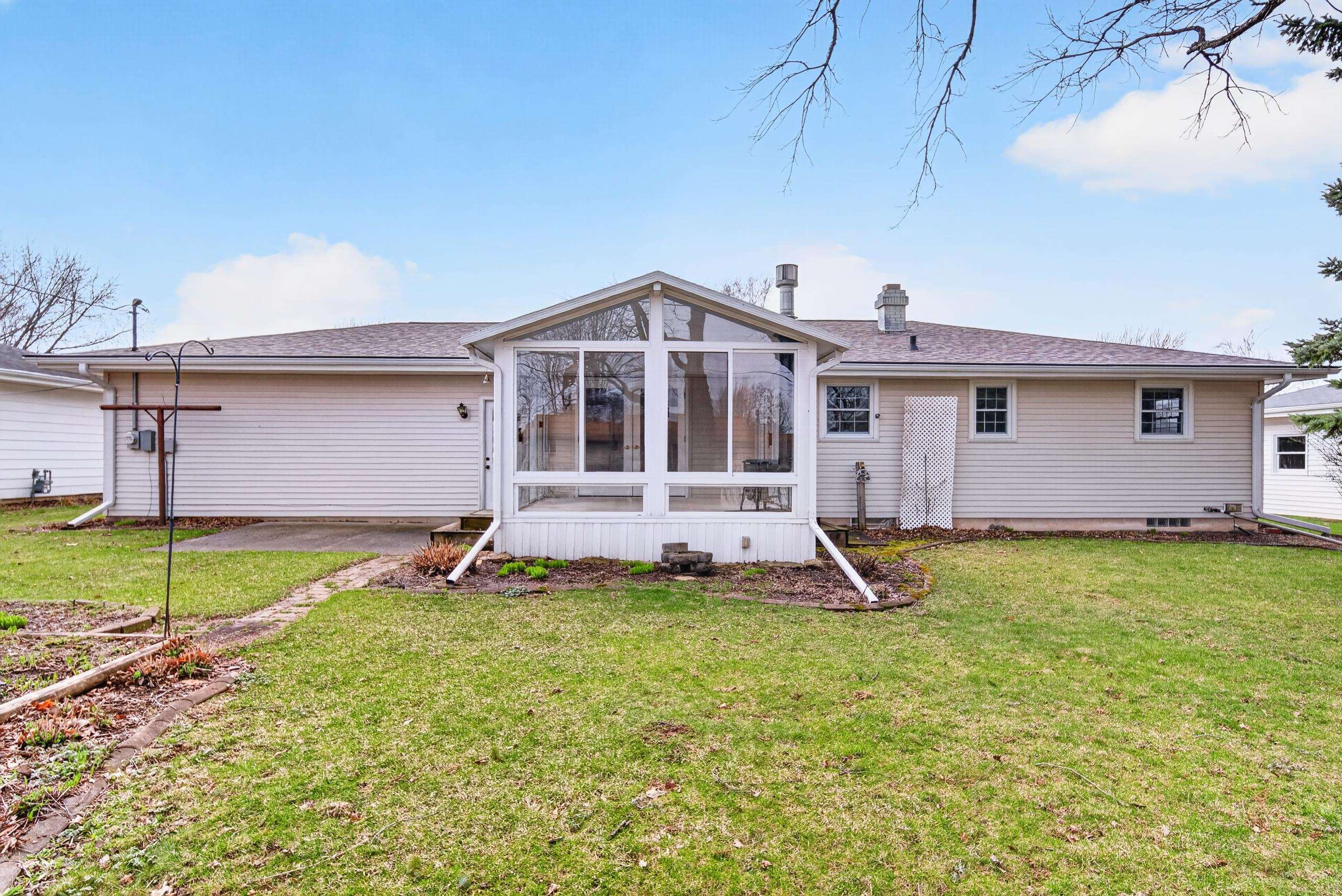 630 South Clara Street Appleton, WI 54915 - Photo 17 of 44