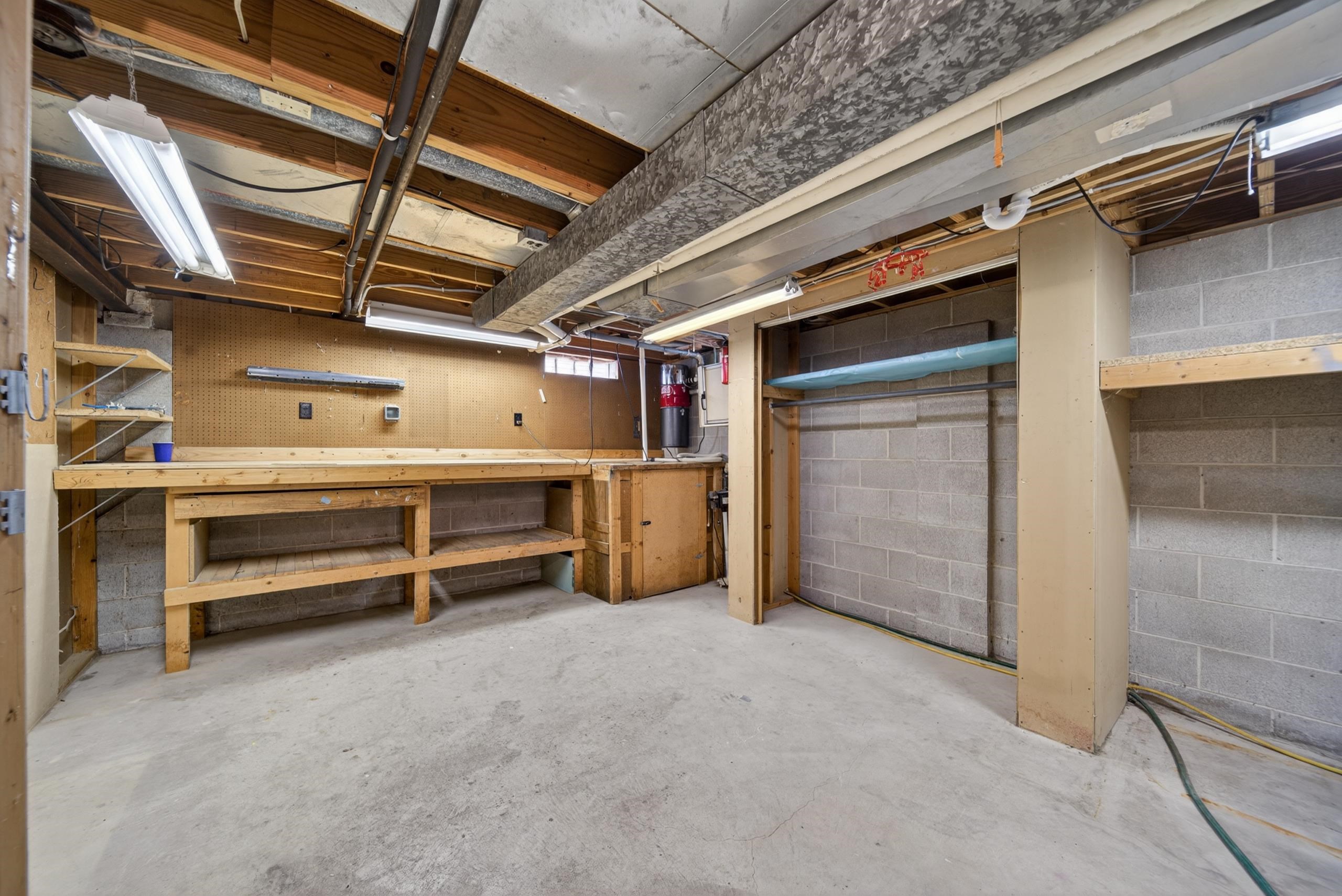 630 South Clara Street Appleton, WI 54915 - Photo 33 of 44