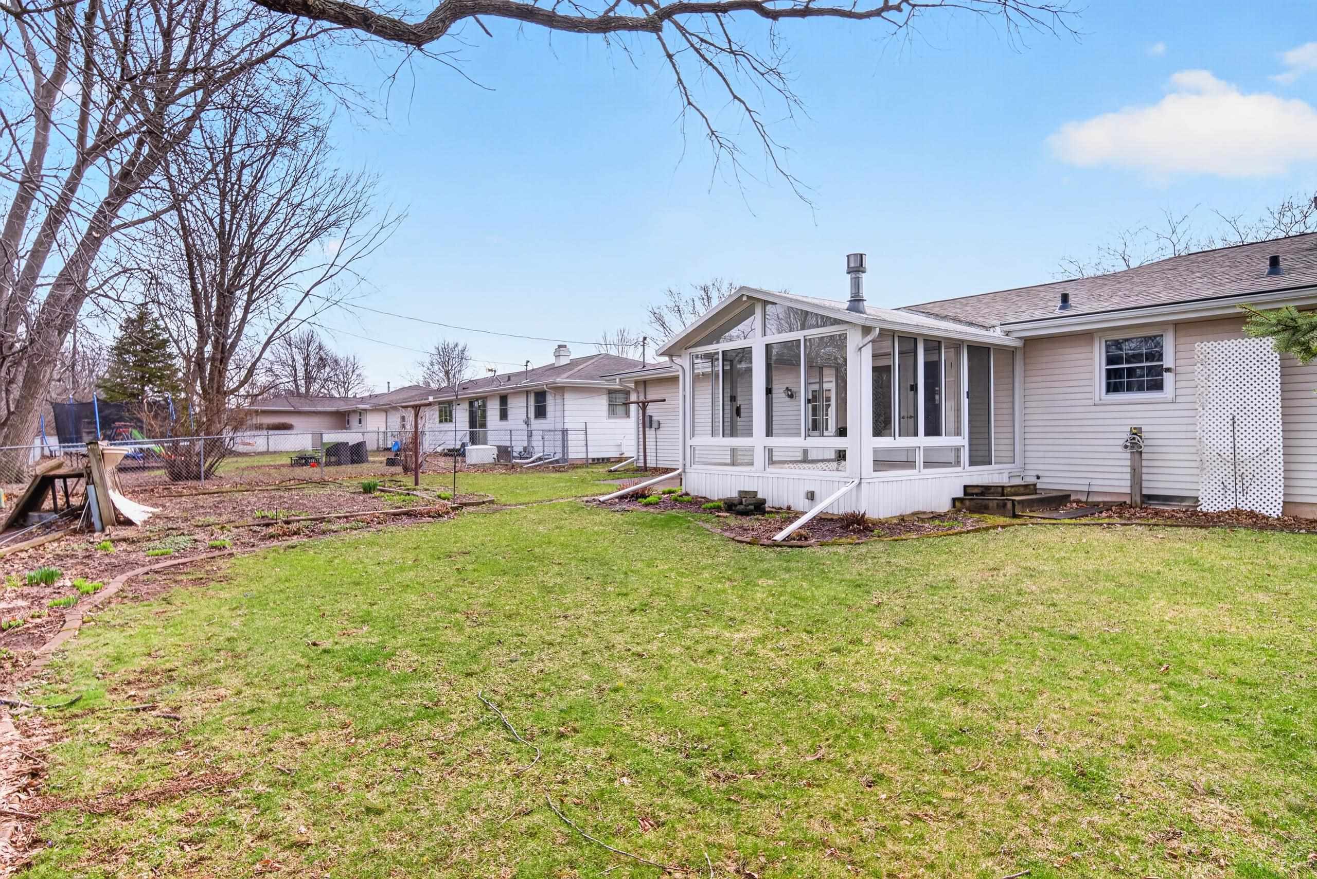 630 South Clara Street Appleton, WI 54915 - Photo 38 of 44