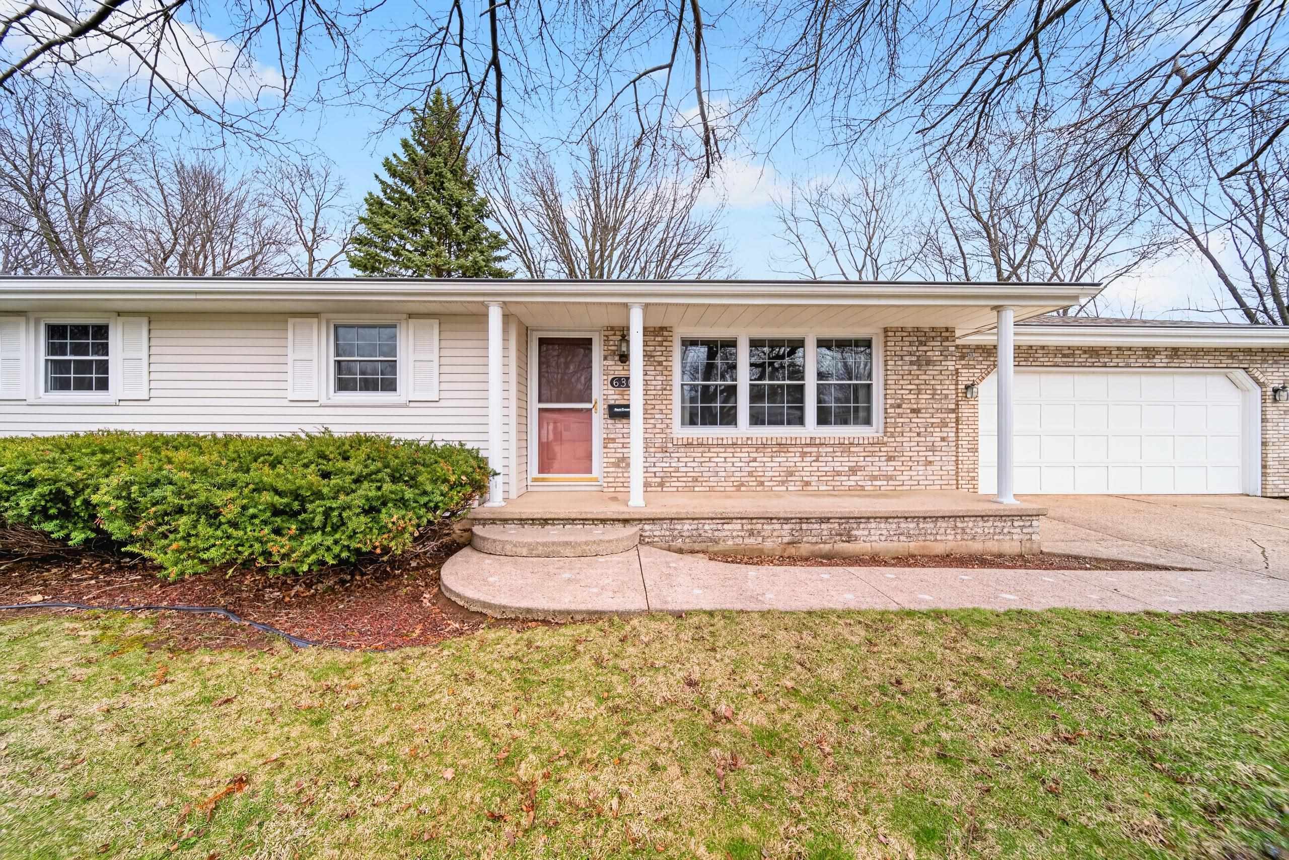 630 South Clara Street Appleton, WI 54915 - Photo 4 of 44