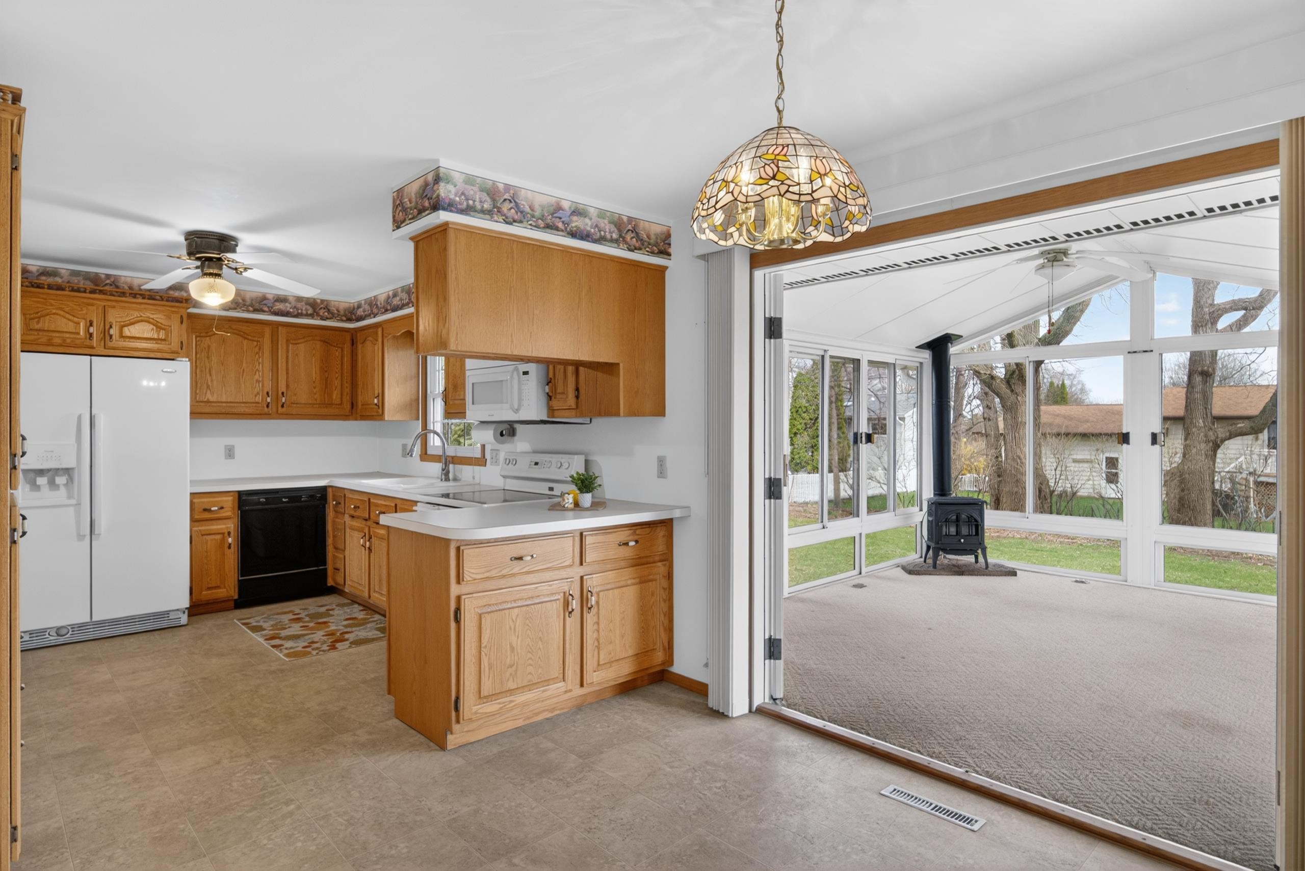 630 South Clara Street Appleton, WI 54915 - Photo 9 of 44