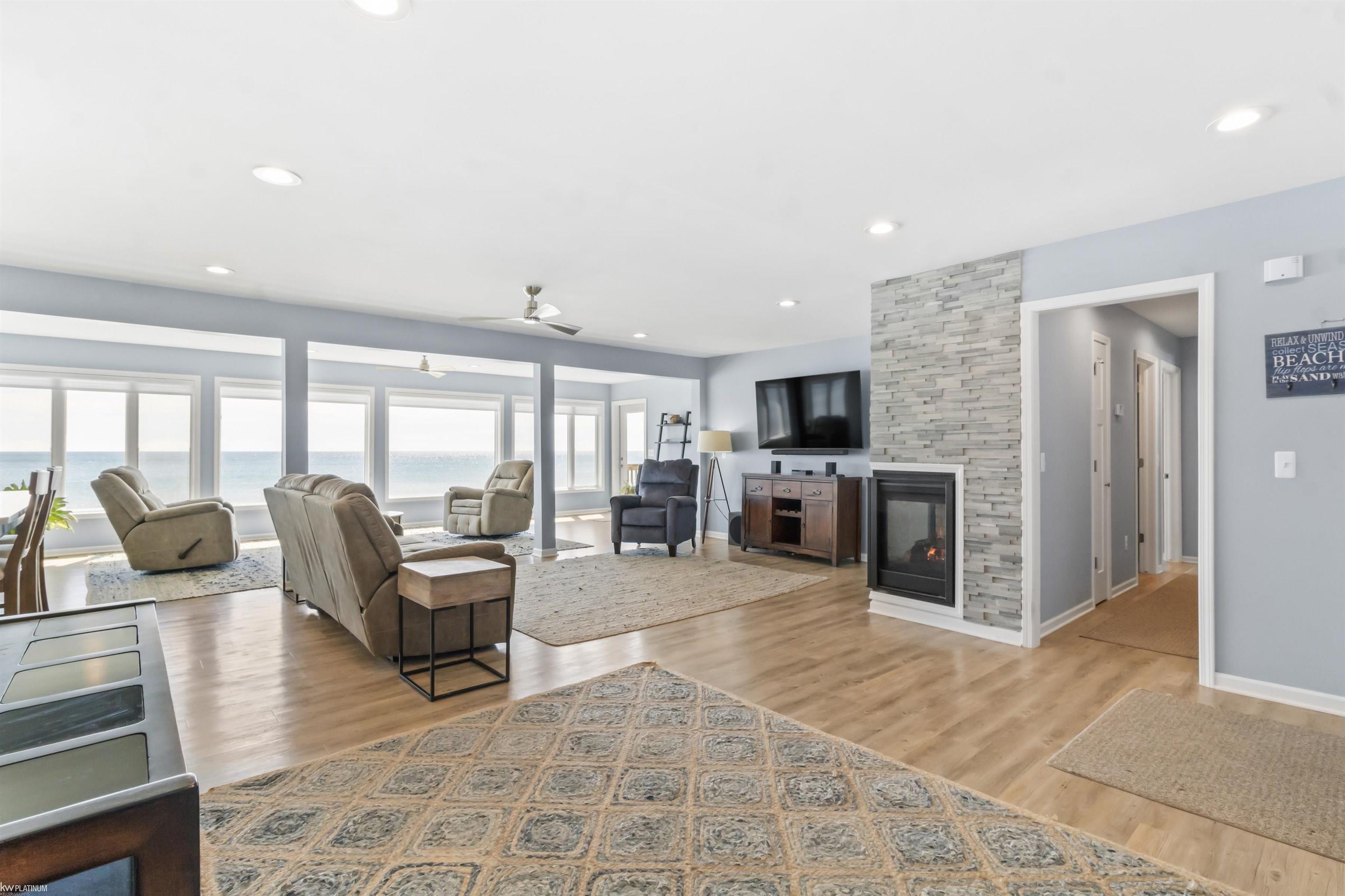 8329 Lakeshore Road Lexington, MI 48450 - Photo 16 of 35
