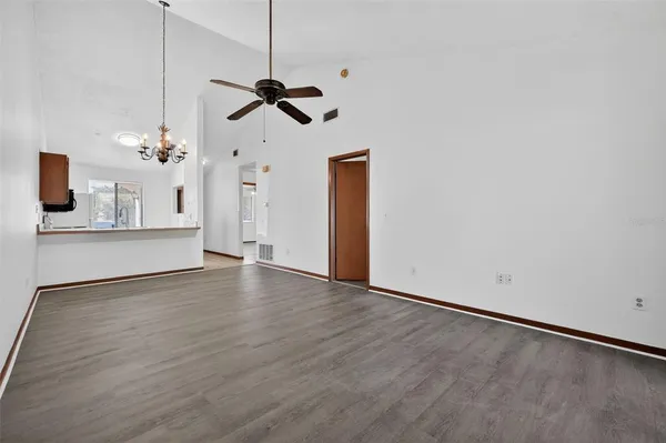 $190,000 | 3559 Forest Branch Drive, Unit E, Port Orange, FL 32129