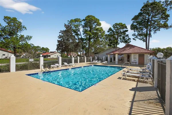 $190,000 | 3559 Forest Branch Drive, Unit E, Port Orange, FL 32129