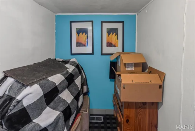 $35,000 | 1415 North 13th Street, East St. Louis, IL 62205