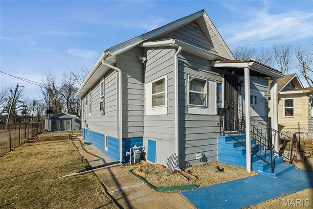 $35,000 | 1415 North 13th Street, East St. Louis, IL 62205