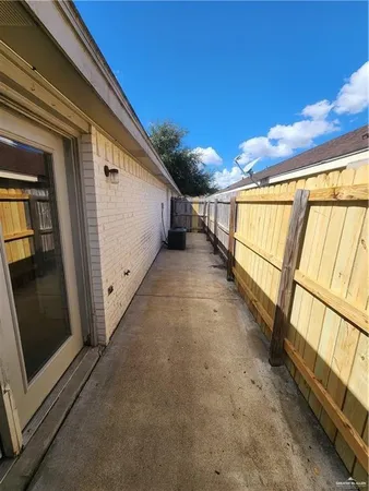 $800 | 928 French Avenue, Unit 3, Edinburg, TX 78541