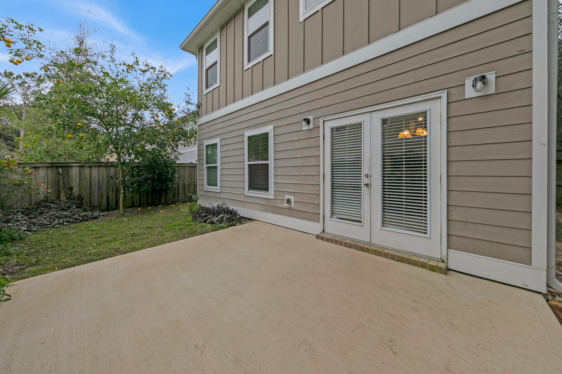 40 Horn Beam Way Santa Rosa Beach, FL 32459 - Photo 28 of 37 front view of a house with a yard