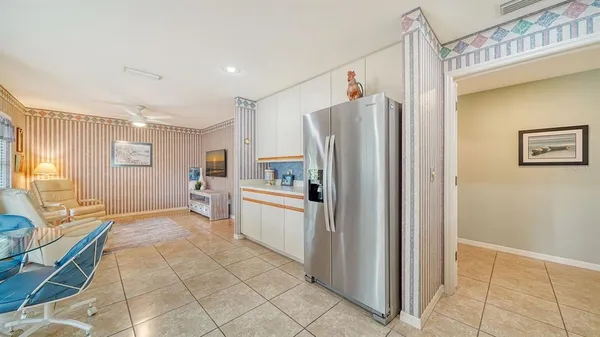 $6,000 | 4419 Oakley Greene, Unit 19, Sarasota, FL 34235