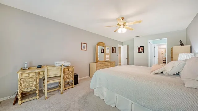 $6,000 | 4419 Oakley Greene, Unit 19, Sarasota, FL 34235