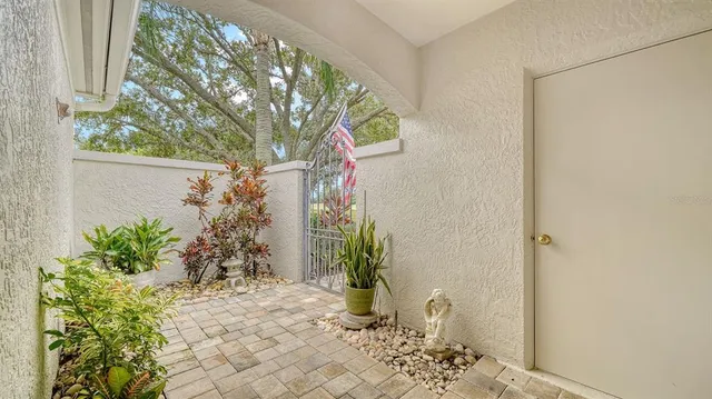 $6,000 | 4419 Oakley Greene, Unit 19, Sarasota, FL 34235