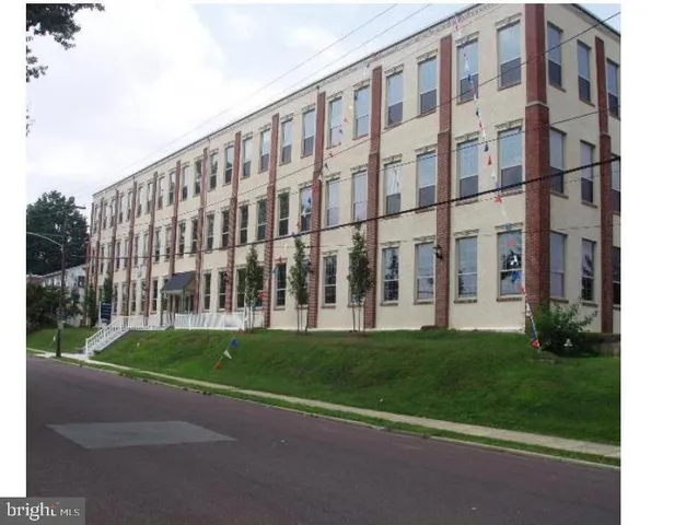 $1,595 | 735 Washington Street, Unit 318, Royersford, PA 19468
