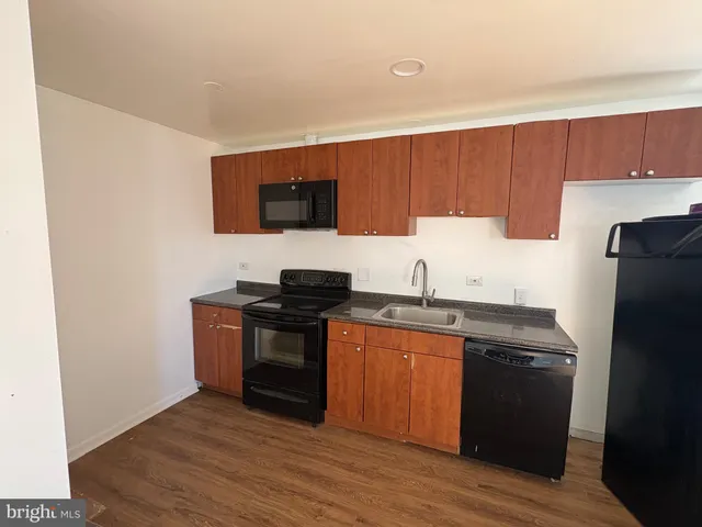 $2,150 | 2715 Hammonds Ferry Road, Halethorpe, MD 21227