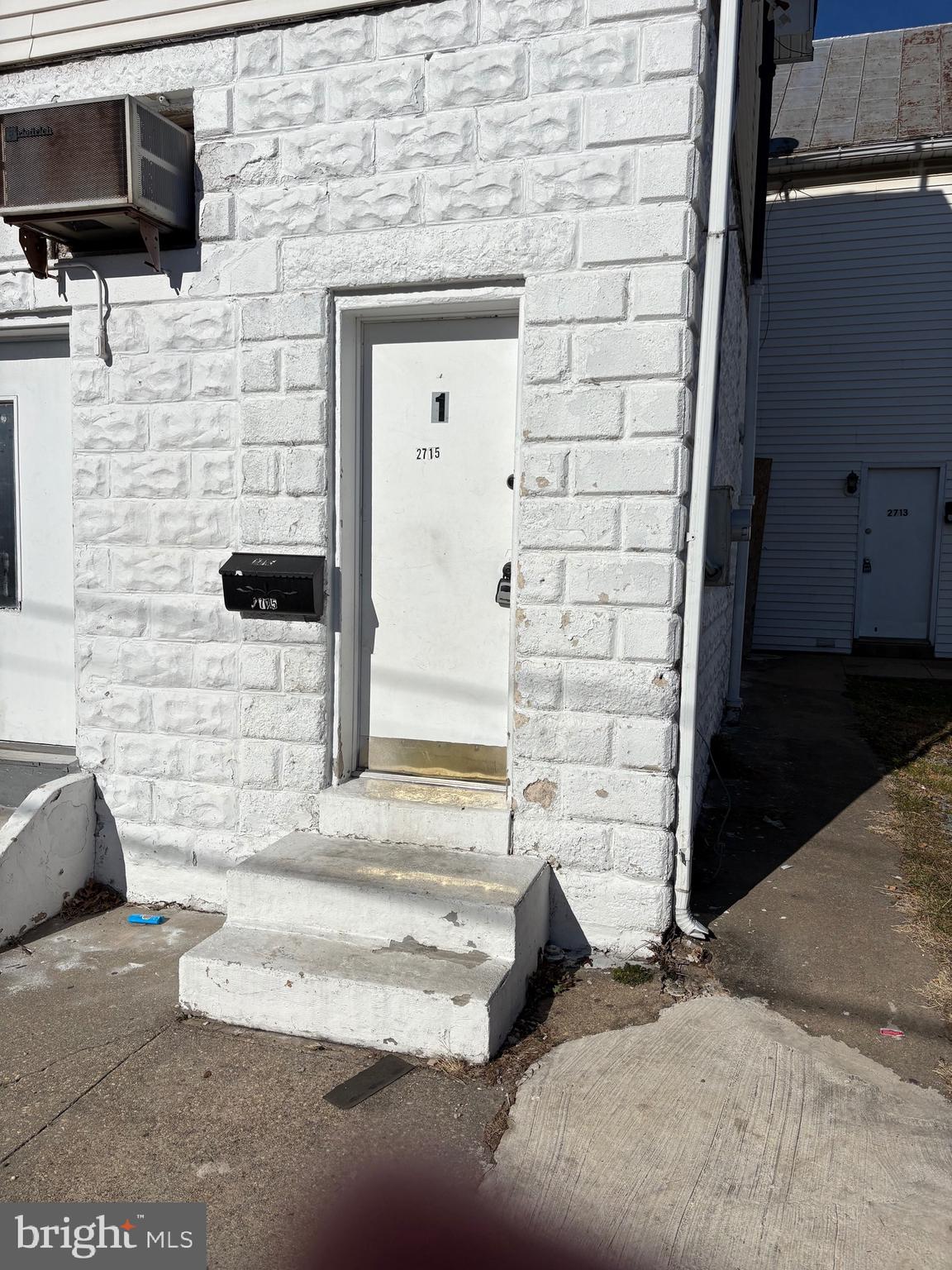 2715 Hammonds Ferry Road Halethorpe, MD 21227 - Photo 14 of 14 Close-up of the front door