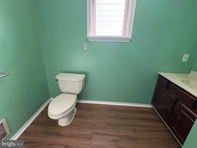 $2,150 | 2715 Hammonds Ferry Road, Halethorpe, MD 21227