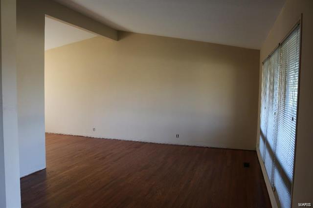 15256 Clayton Road Ballwin, MO 63011 - Photo 4 of 12 Gallery Image 4