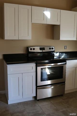 15256 Clayton Road Ballwin, MO 63011 - Photo 5 of 12 Gallery Image 5